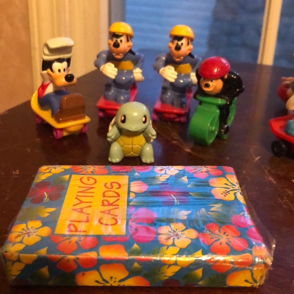 McDonald’s & mini Disney toys - Picture 6 of 8